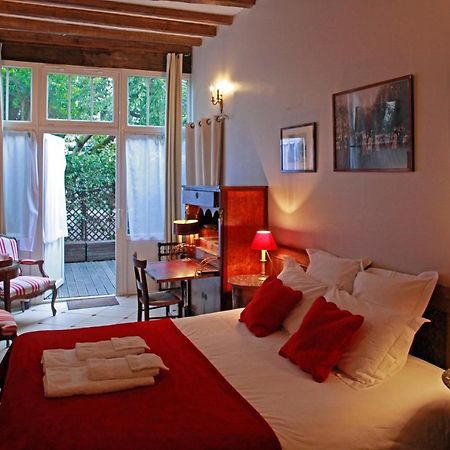 Les Chambres De Mathilde Анже Екстериор снимка